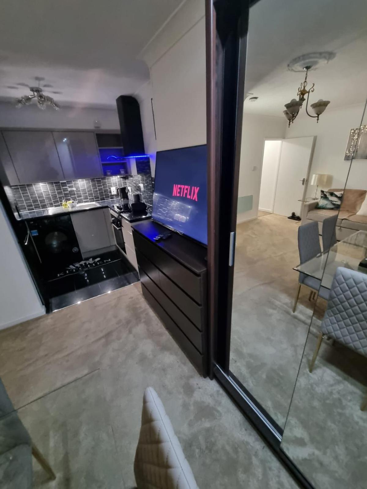 Stylish London Apartment & Free Parking Εξωτερικό φωτογραφία