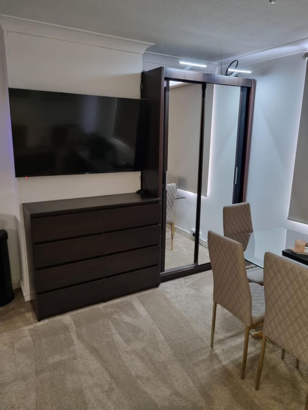 Stylish London Apartment & Free Parking Εξωτερικό φωτογραφία